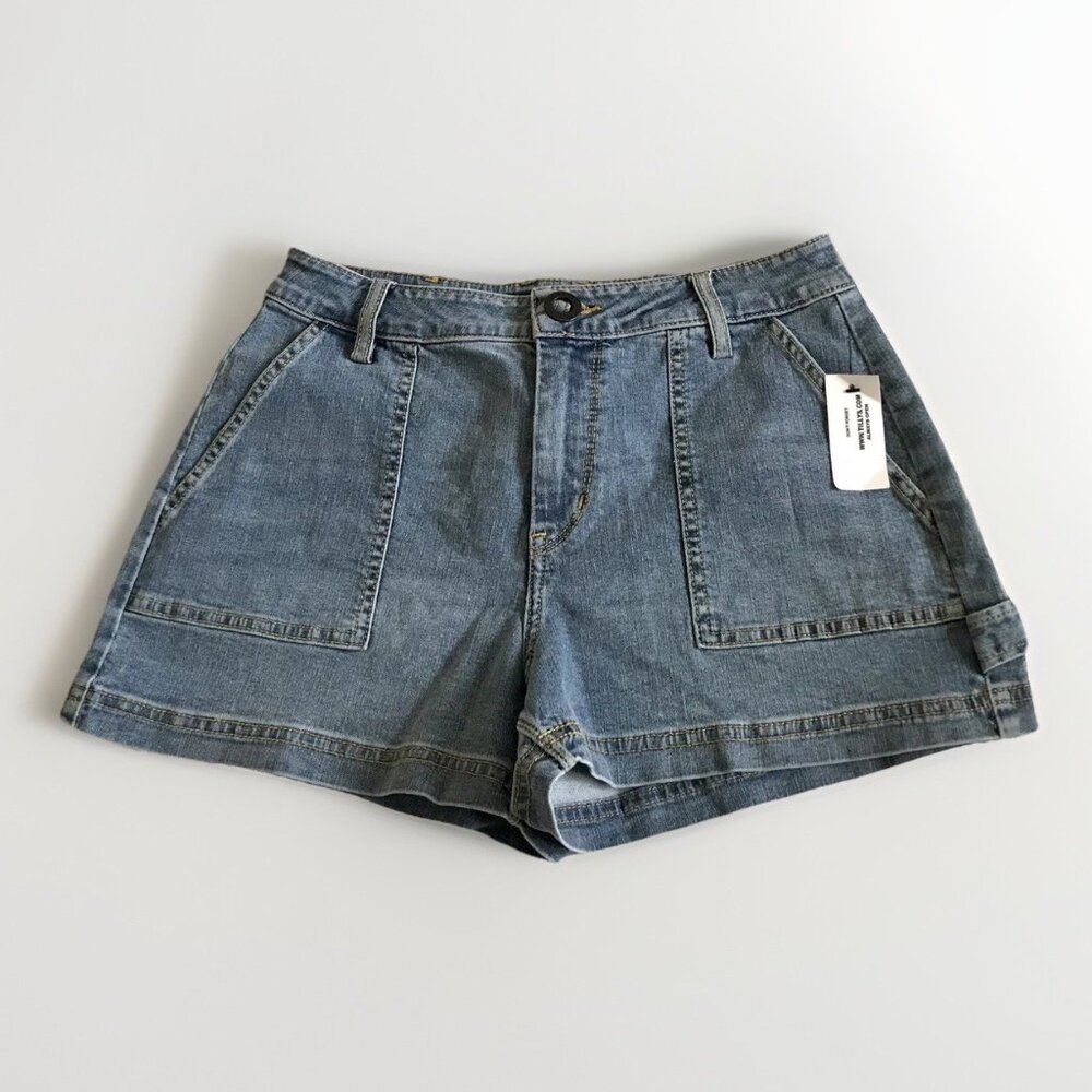 Volcom Woman's Denim Utility Shorts Size 26‎ Blue